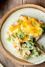 Load image into Gallery viewer, APRIL 2022 Recipe & Meal Guide